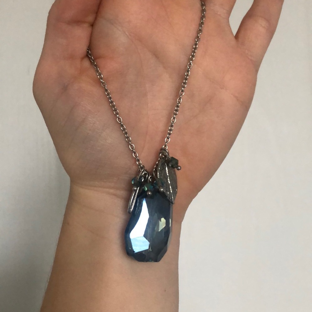 Turquoise gem necklace